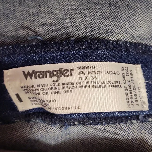 NWT Cowboy Cut Womans Wrangler Western Jean 11x36, Natural Rise Slim Fit Tapered - Picture 6 of 9